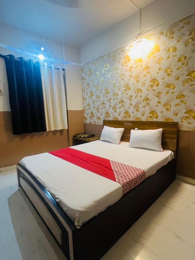 Hotel Royal Lodging Phursungi Zewnętrze zdjęcie