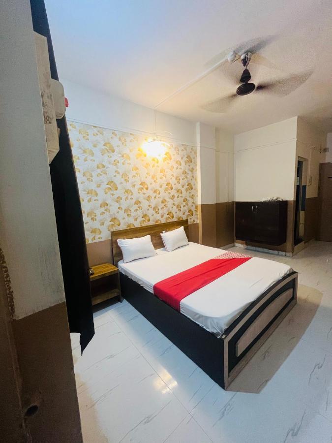Hotel Royal Lodging Phursungi Zewnętrze zdjęcie