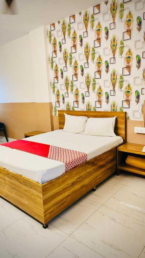 Hotel Royal Lodging Phursungi Zewnętrze zdjęcie