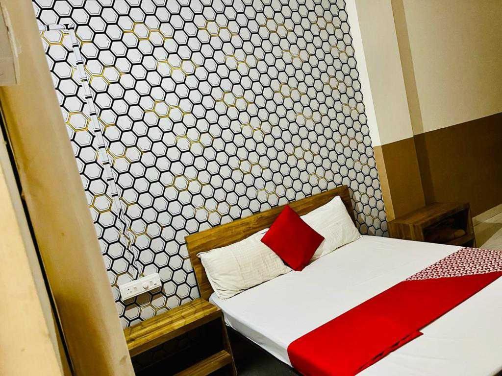 Hotel Royal Lodging Phursungi Zewnętrze zdjęcie
